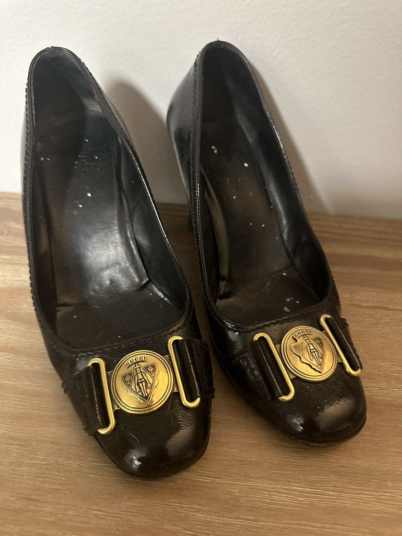 Gucci Black Leather Heels - photo 2