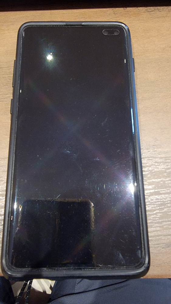 Samsung Galaxy S10+ - photo 3