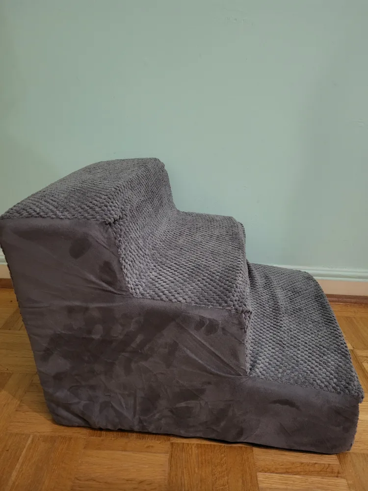 Pet Stairs for Dogs and Cats thumbnail