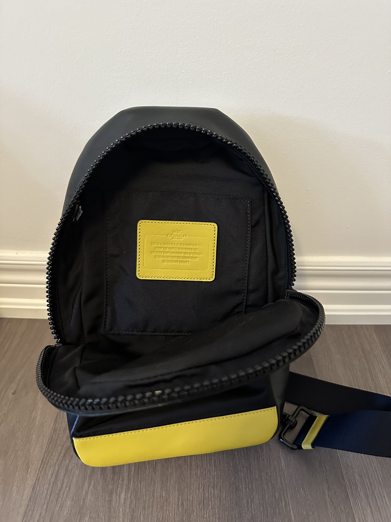 COACH Racer Sling Bag - photo 4