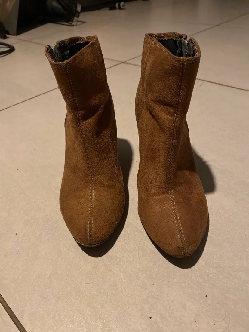 Brown Suede Ankle Boots thumbnail