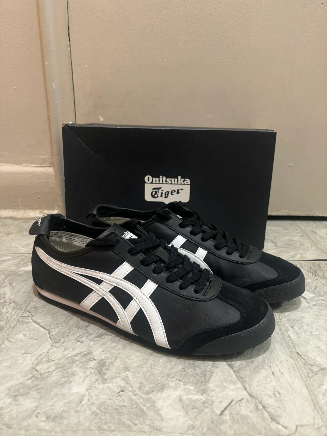 Onitsuka Tiger Mexico 66 thumbnail