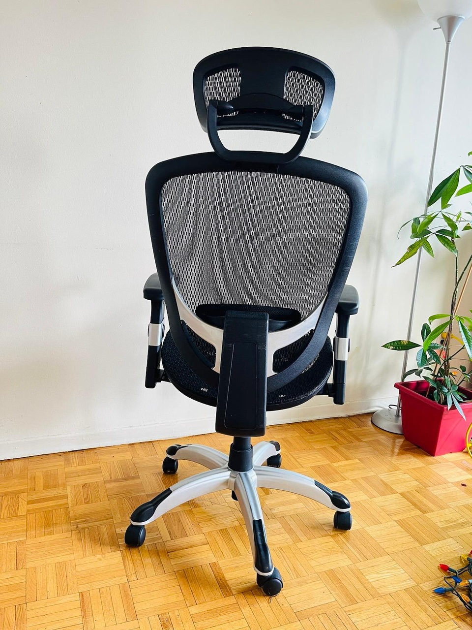 Ergonomic Hyken Mesh Office Chair with Head Rest - photo 3