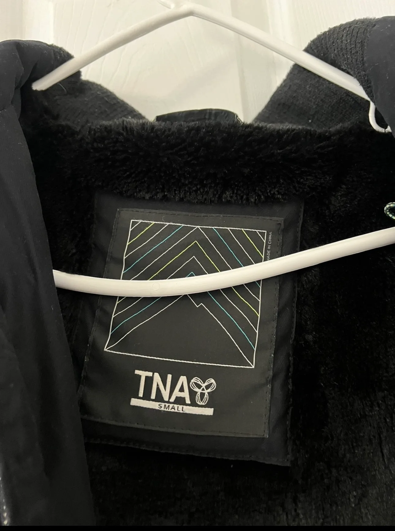 TNA winter jacket image indicator(3)