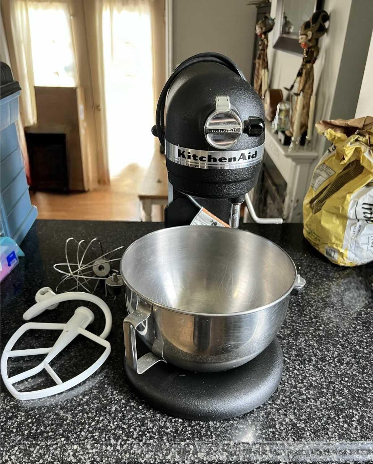 KitchenAid Professional 5 Plus Stand Mixer - photo 2