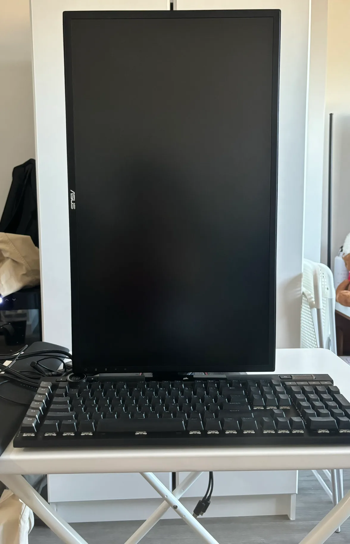 ASUS VG248QE 24" Monitor and Corsair K65 RGB Keyboard image indicator(2)