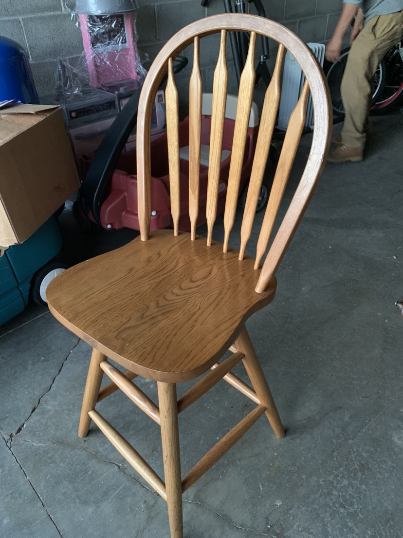 Wooden Chair - photo 2