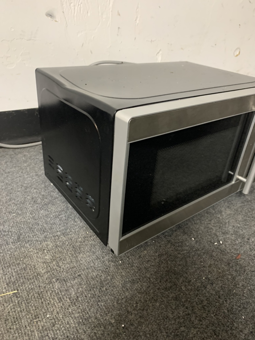 Hamilton Beach Microwave - photo 3