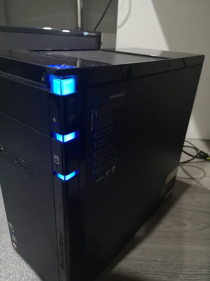 Acer Aspire Desktop Computer set pc image indicator(3)