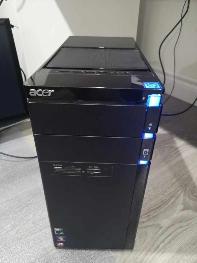 Acer Aspire Desktop Computer set pc
