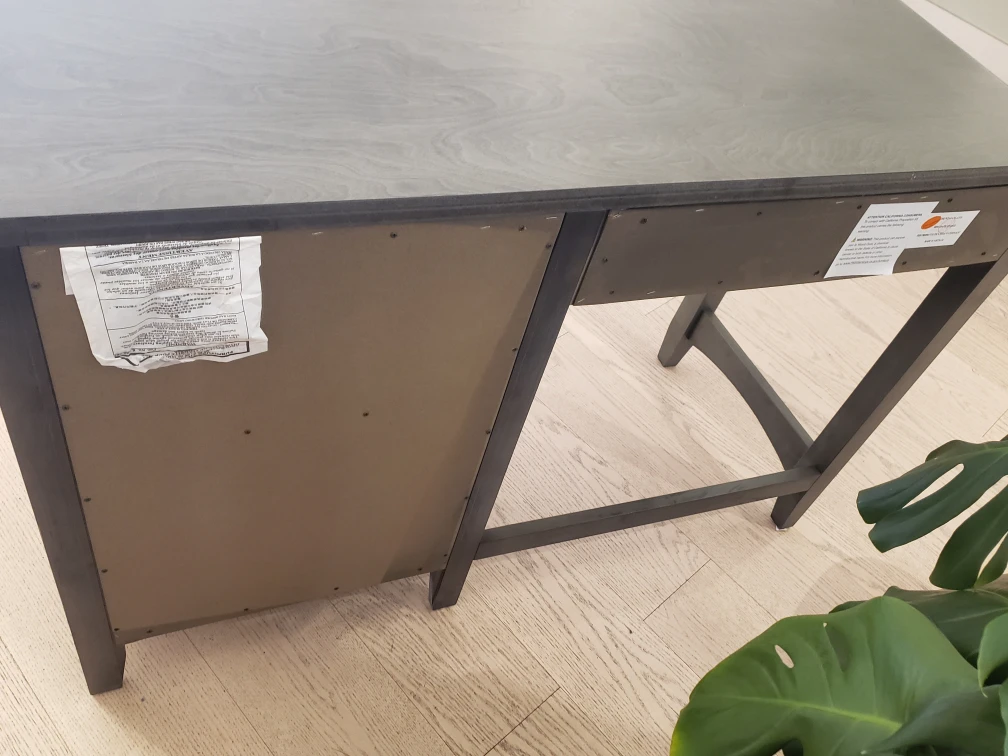 desk table - photo 2