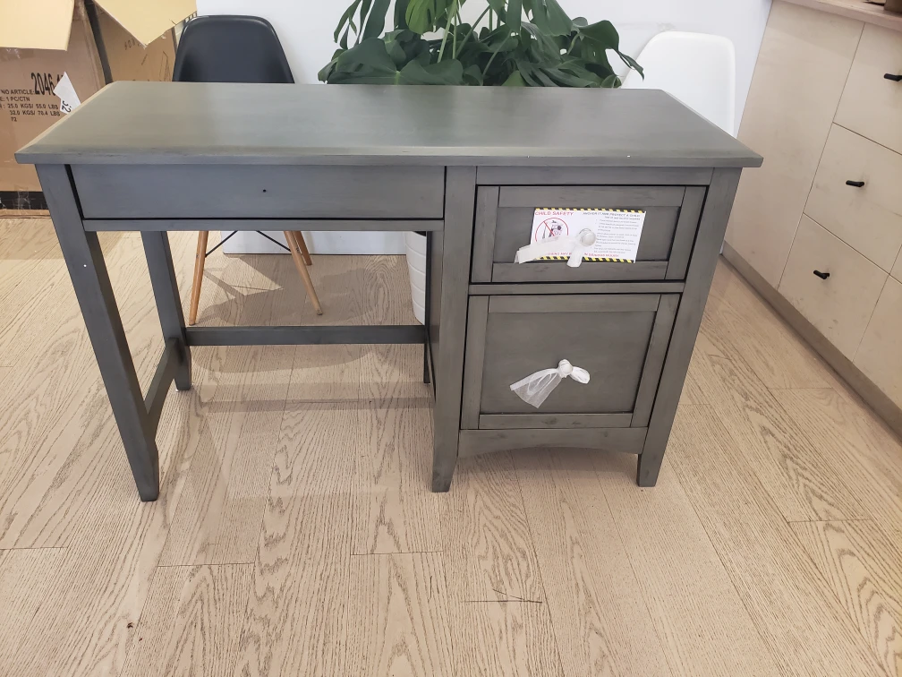 desk table - photo 5