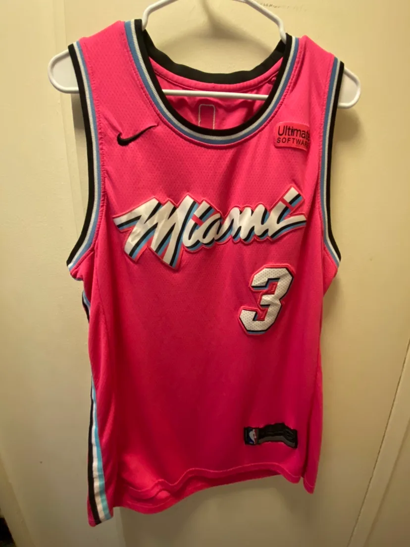 Miami Heat Dwyane Wade Pink Jersey thumbnail