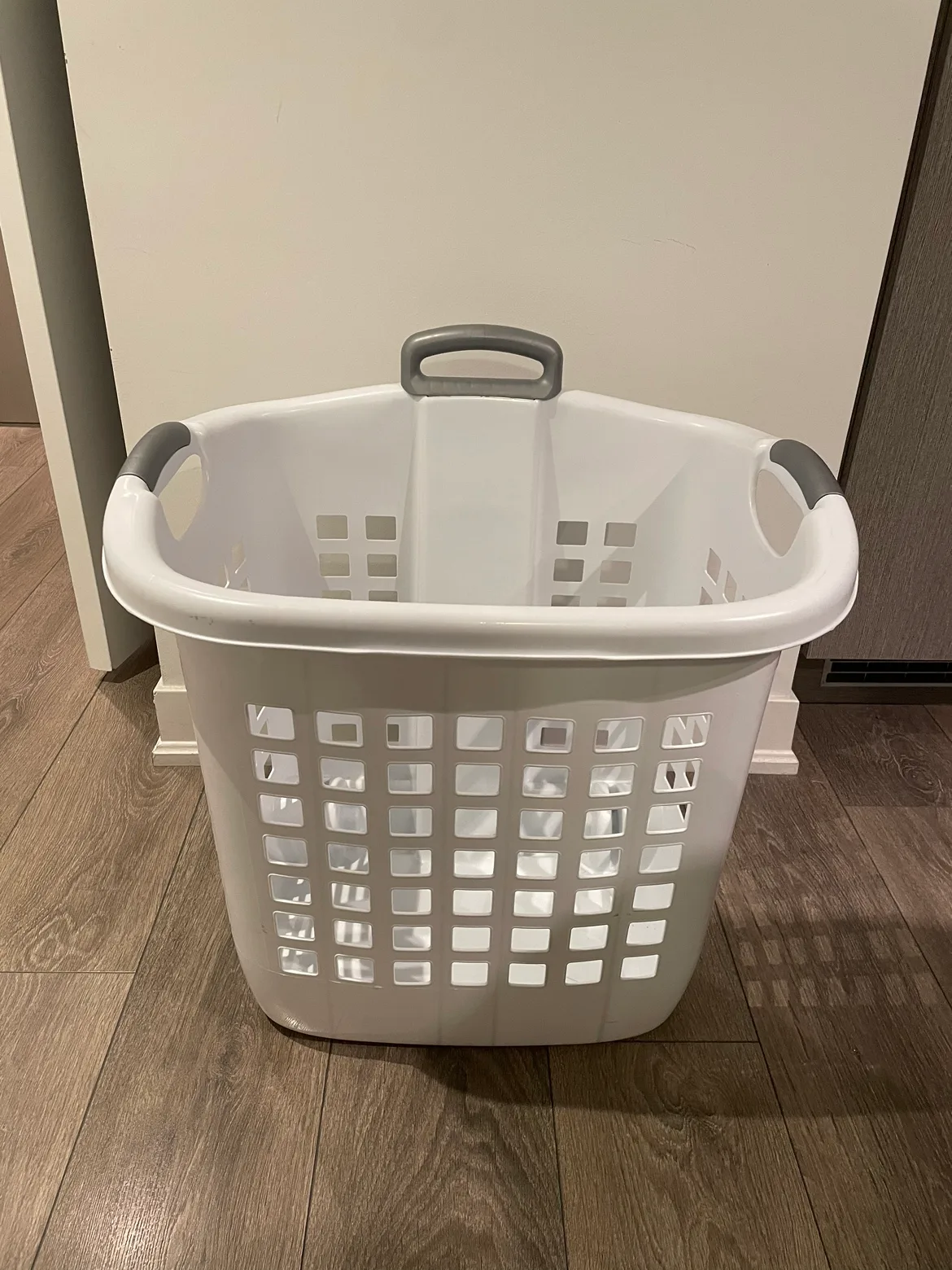 Laundry Basket with Wheels thumbnail