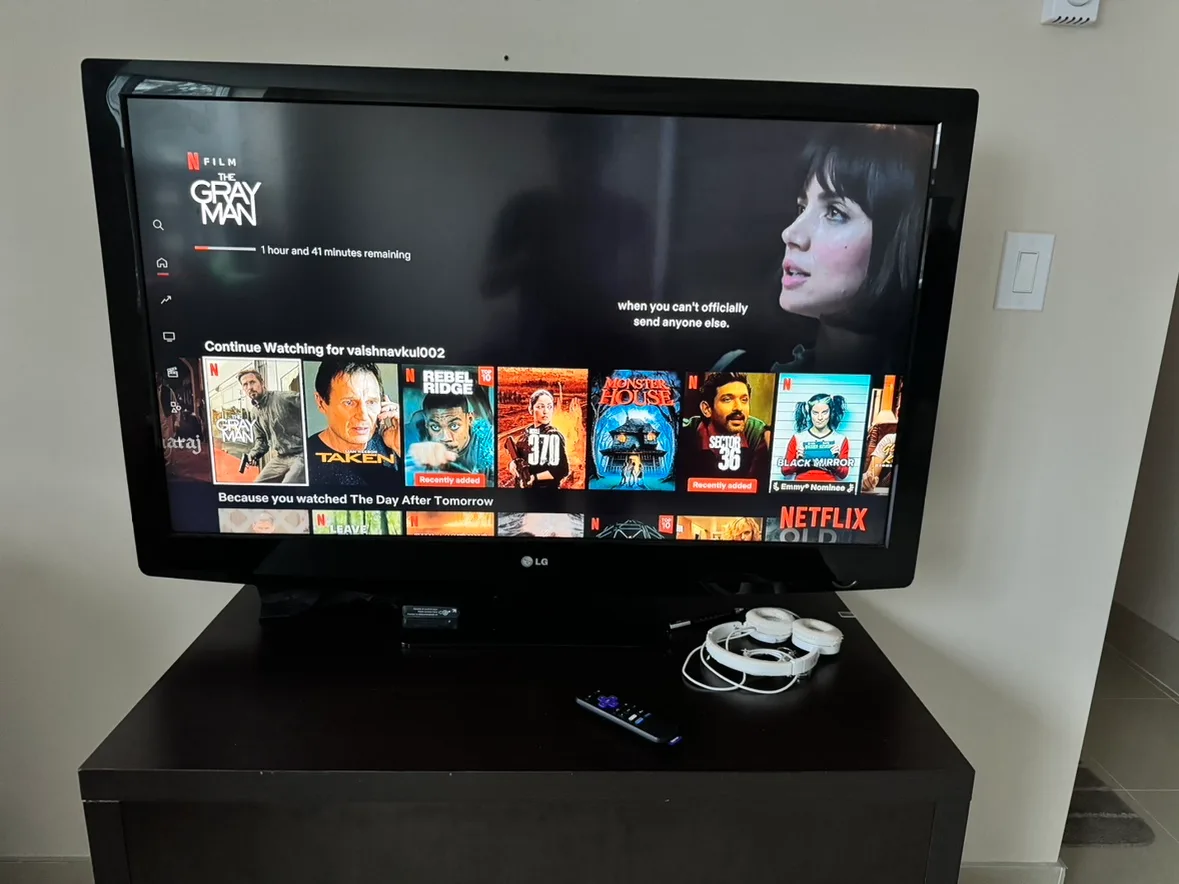 LG 52” TV thumbnail