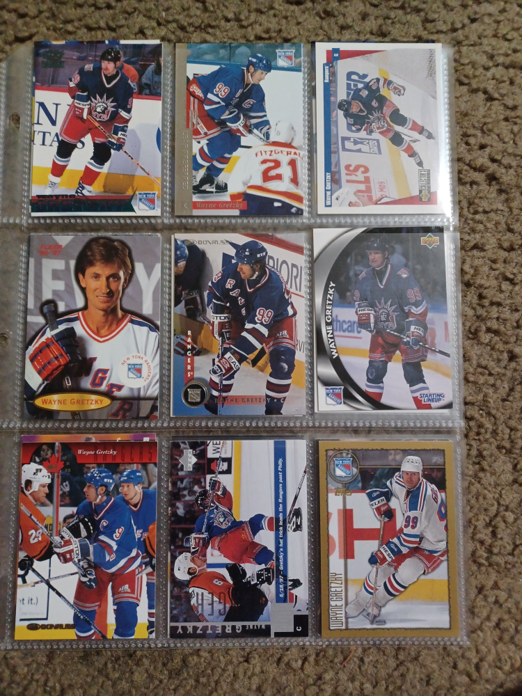 Wayne Gretzky Hockey Card Blowout!! - photo 3