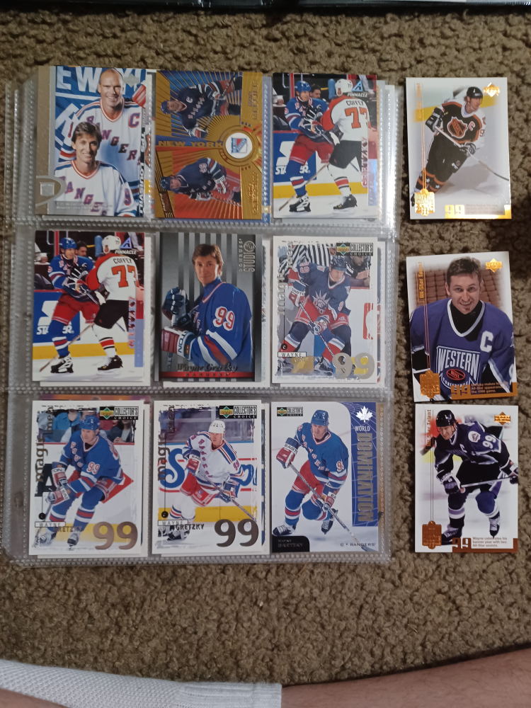 Wayne Gretzky Hockey Card Blowout!! - photo 5