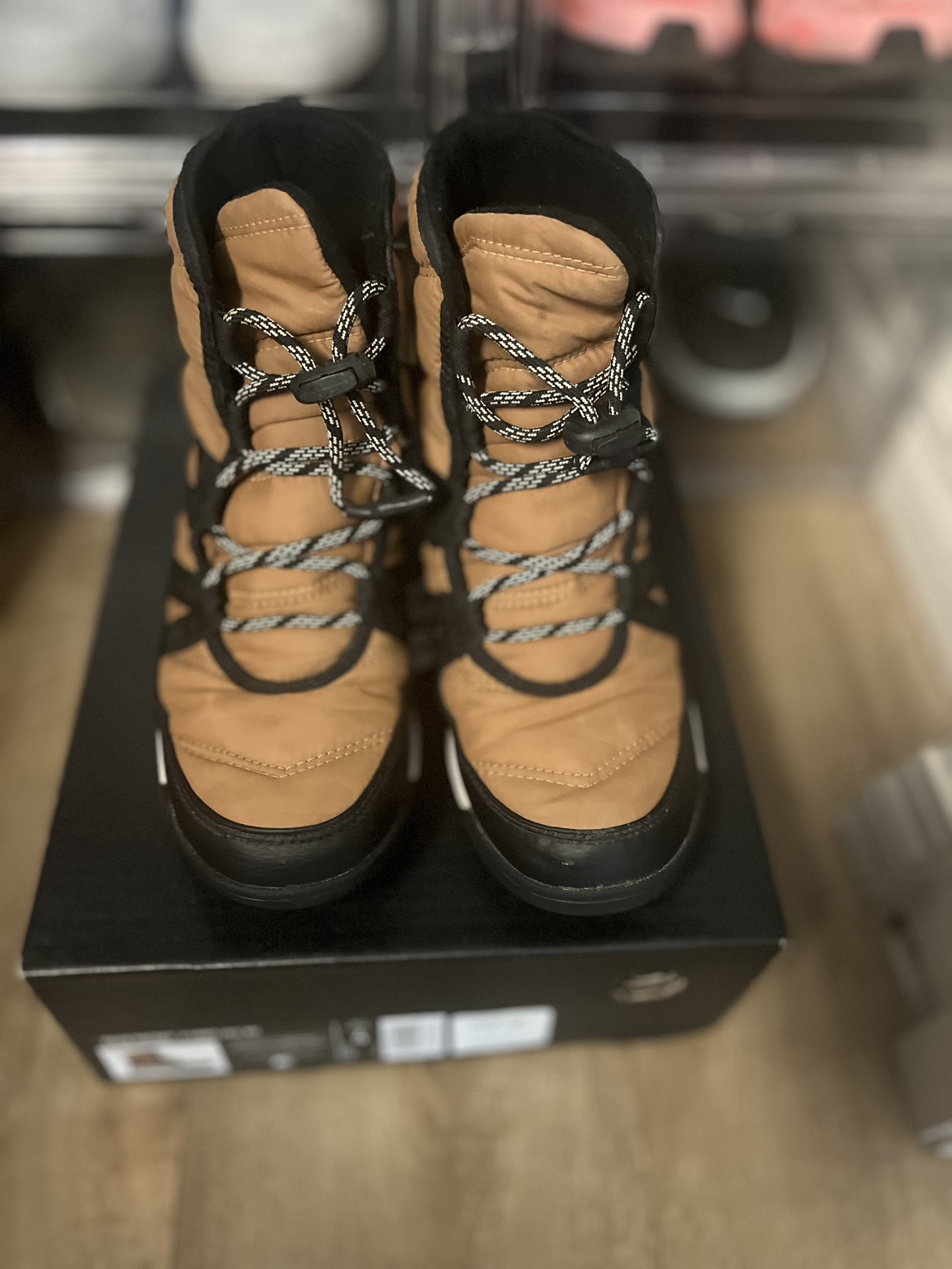 Sorel Winter boots youth size 4 - photo 2