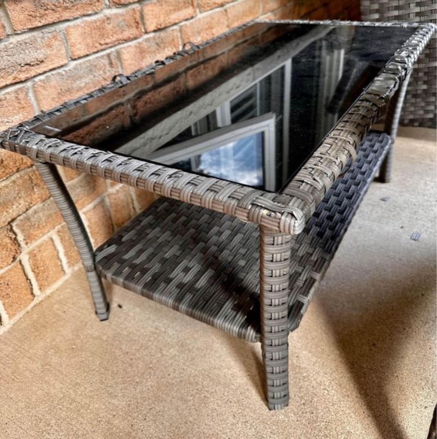 Wicker Patio Coffee Table Tempered Glass Top