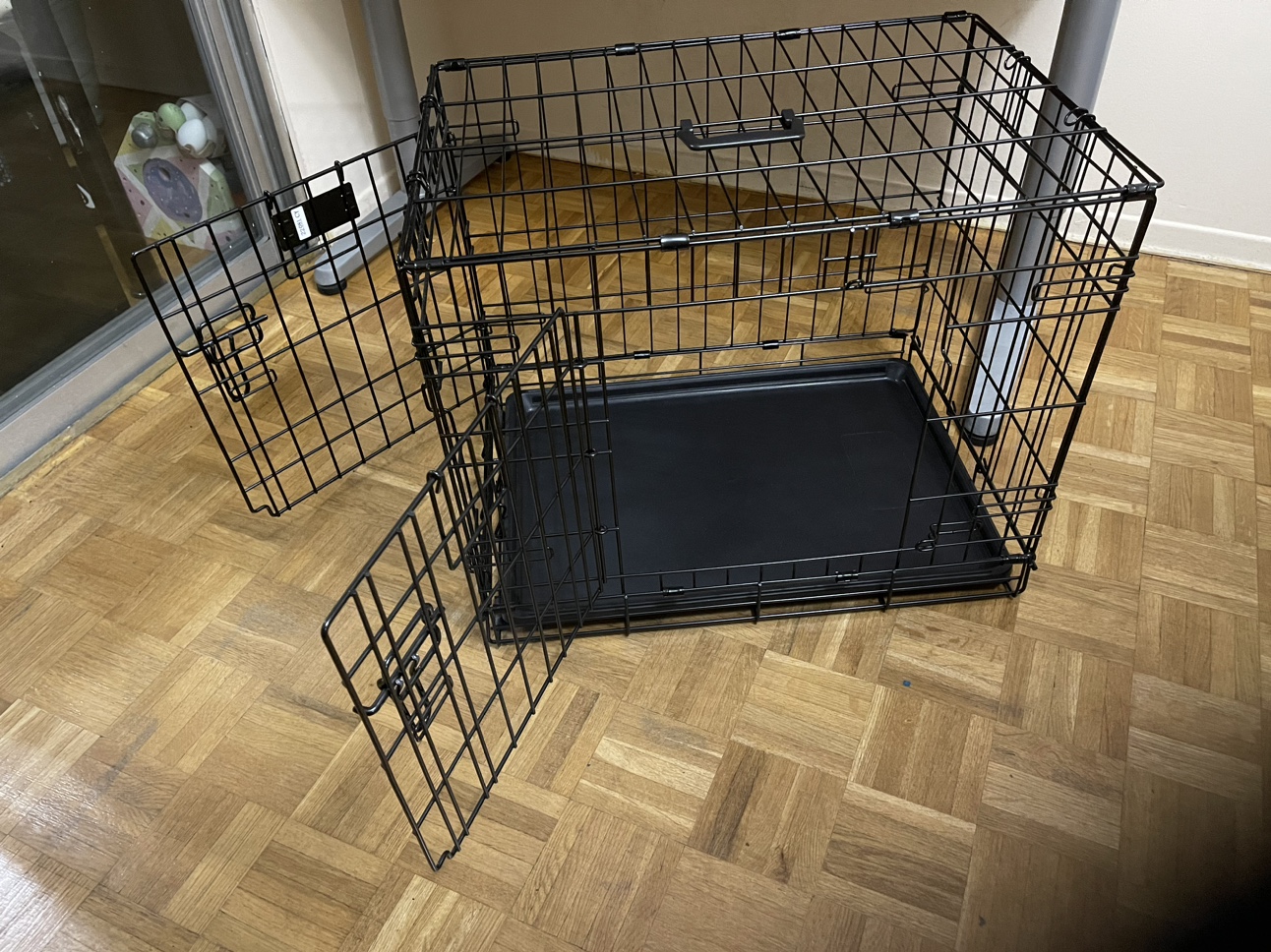 Dog Crate (Like New!) - photo 3