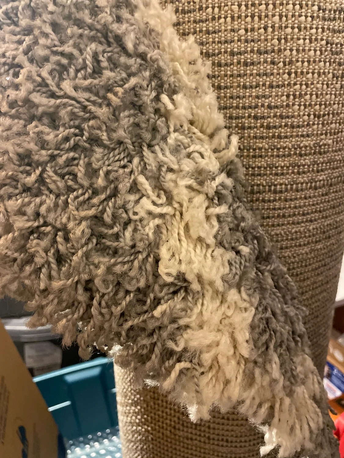 Safavieh grey/ Ivory Shag Rug image indicator(4)