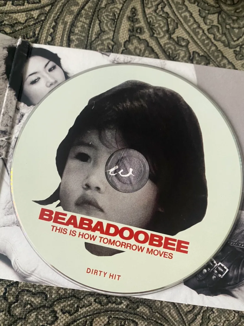 beabadoobee CD image indicator(5)