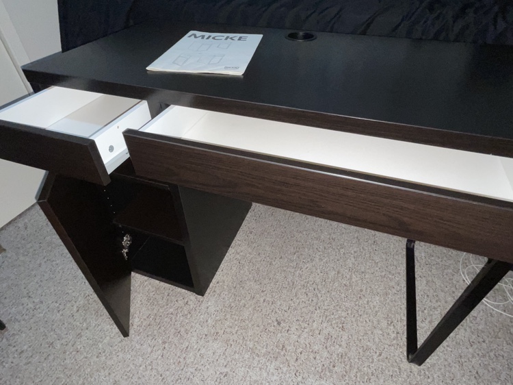 IKEA MICKE Desk OBO - photo 2