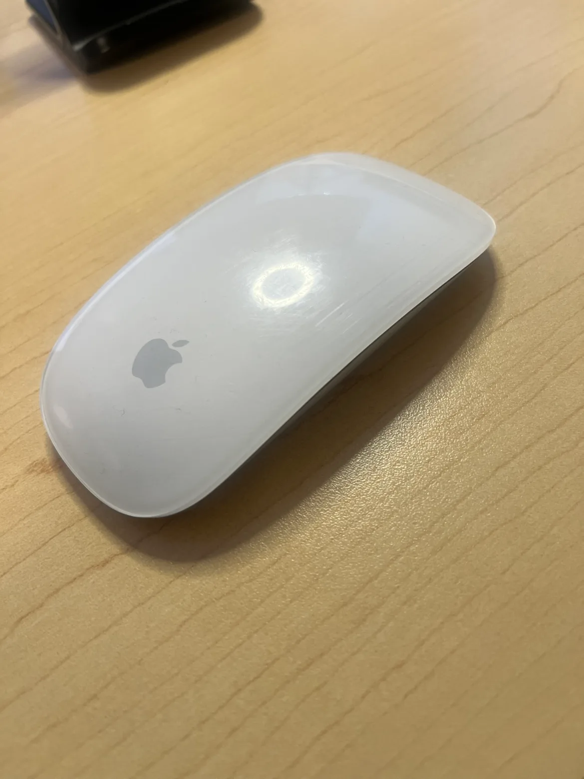 Apple Magic Mouse 2 image indicator(3)