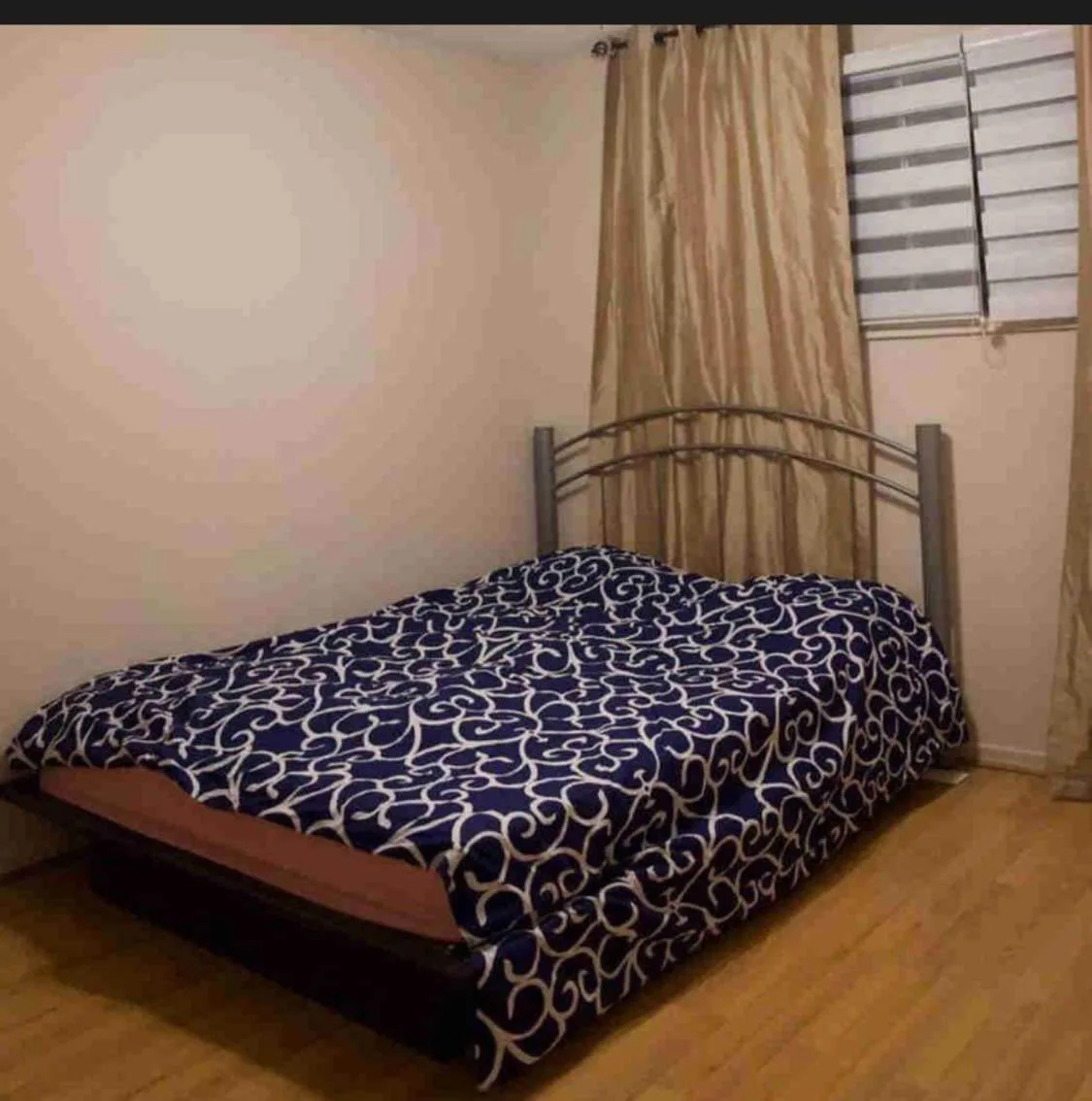 Queen size contemporary bed - new- FREE MATTRESS COVER thumbnail