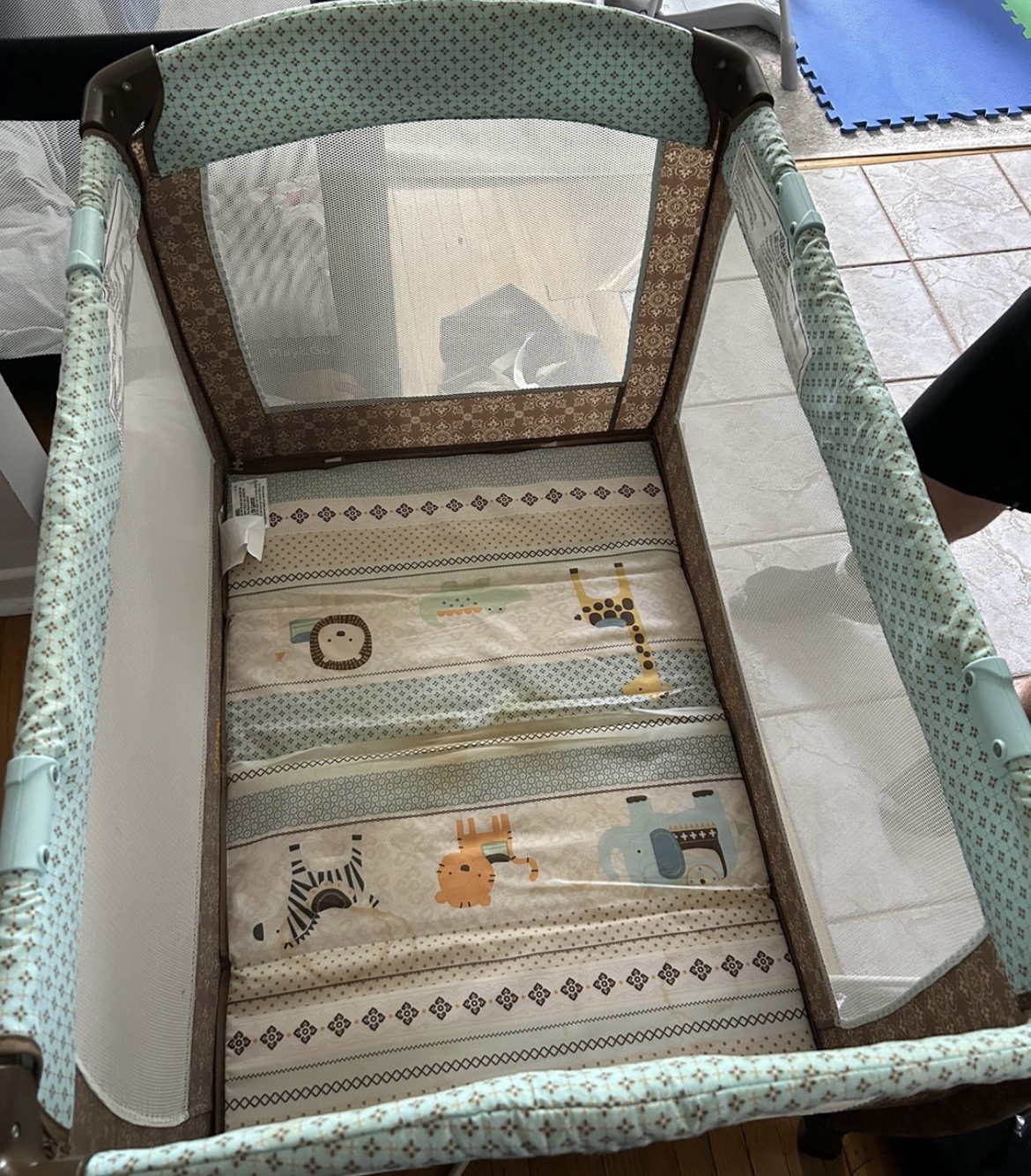 Play pen