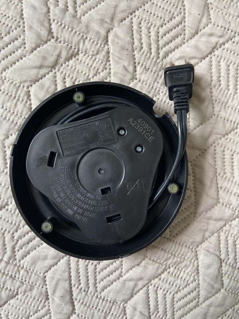 Hamilton Beach Electric Kettle - photo 5