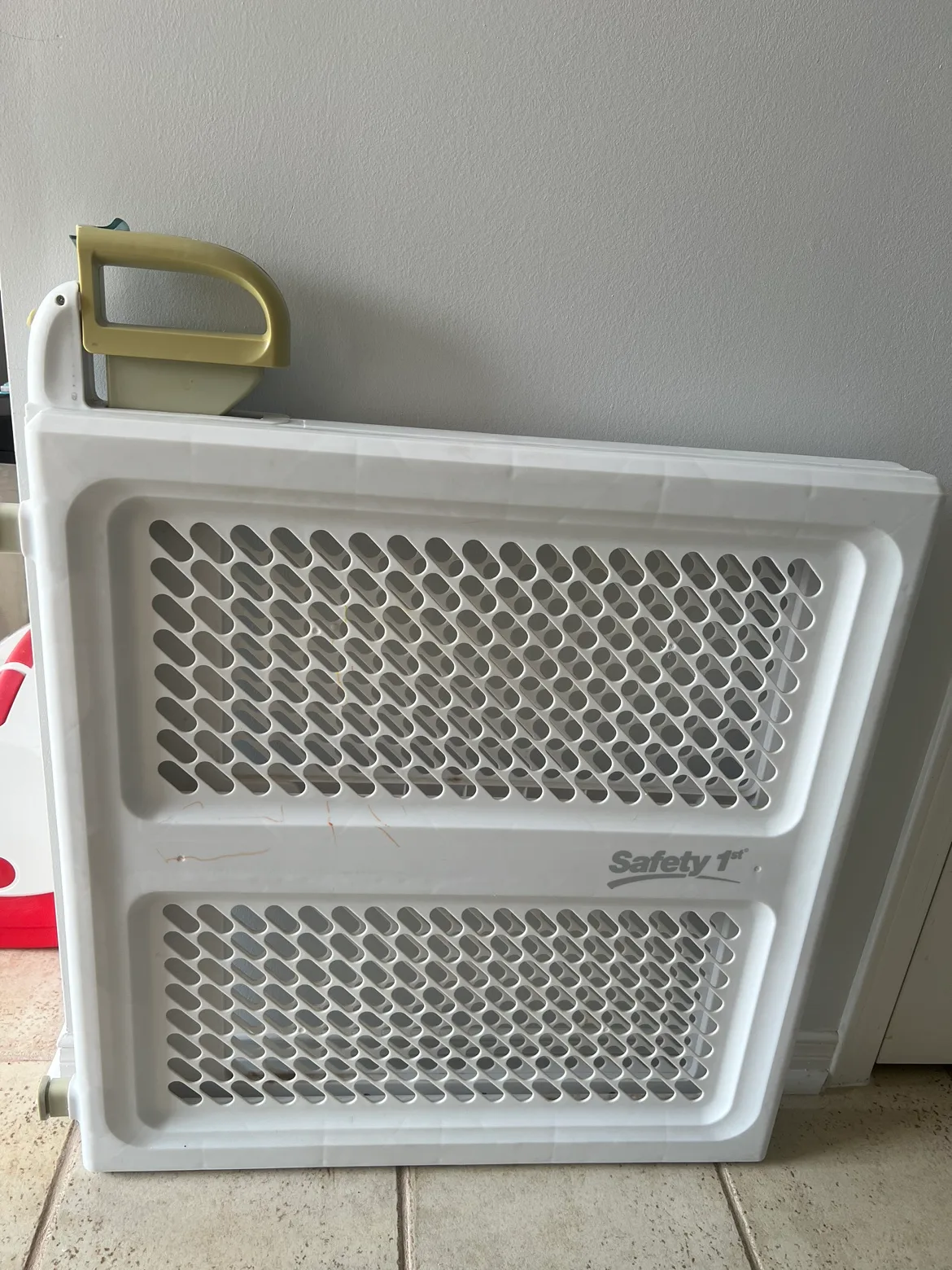 Safety 1st baby Gate thumbnail
