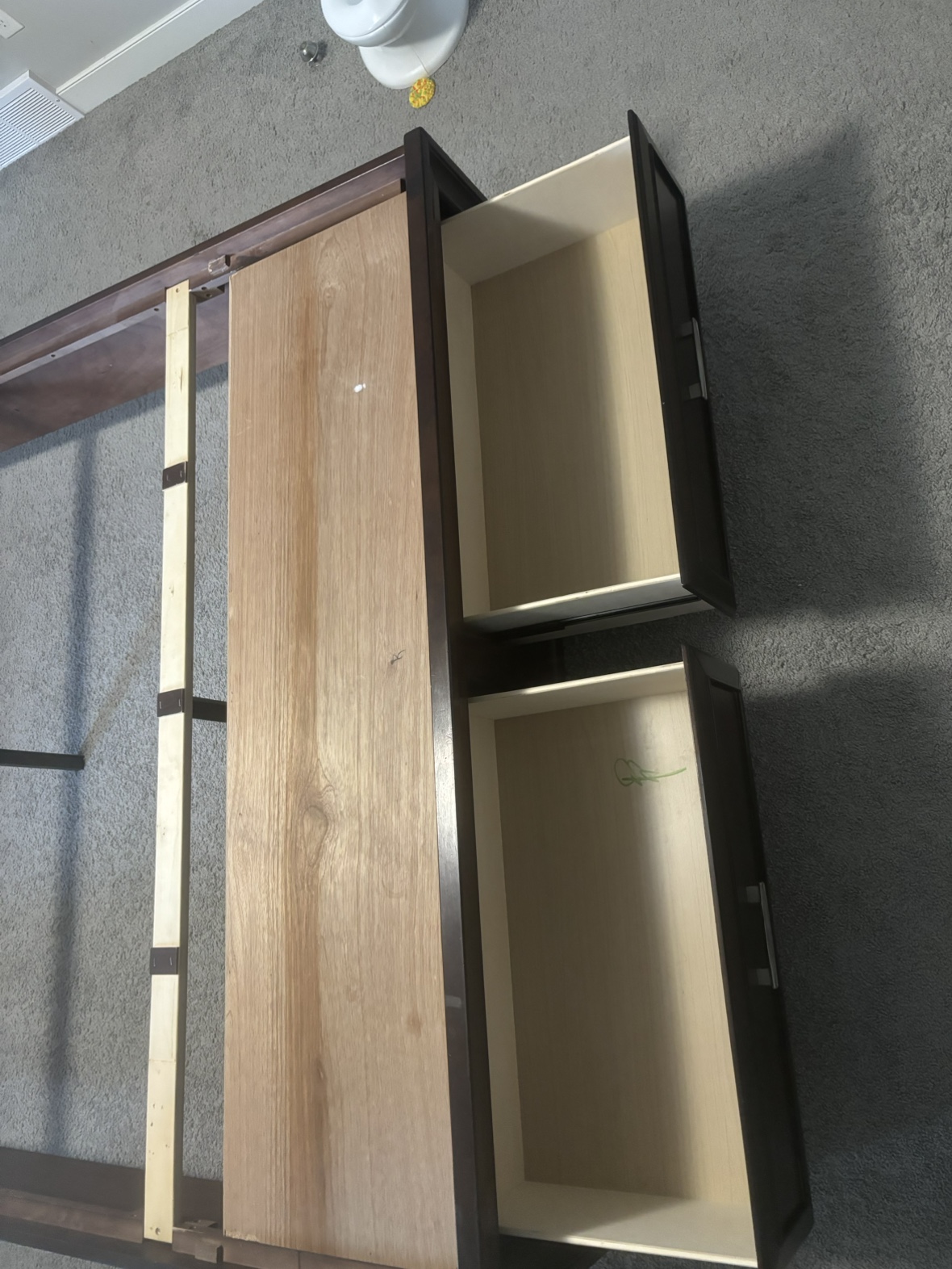 Queen bed frame - photo 4
