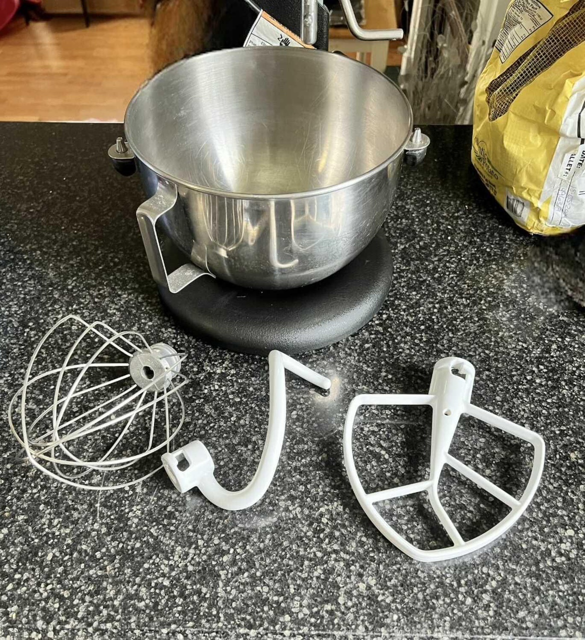 KitchenAid Professional 5 Plus Stand Mixer - photo 3