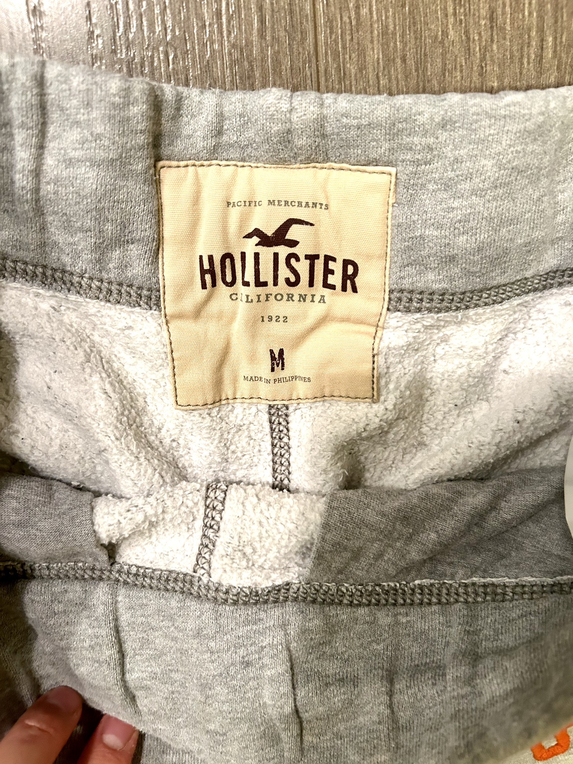 Hollister Men's Jogger Pants size med - photo 2