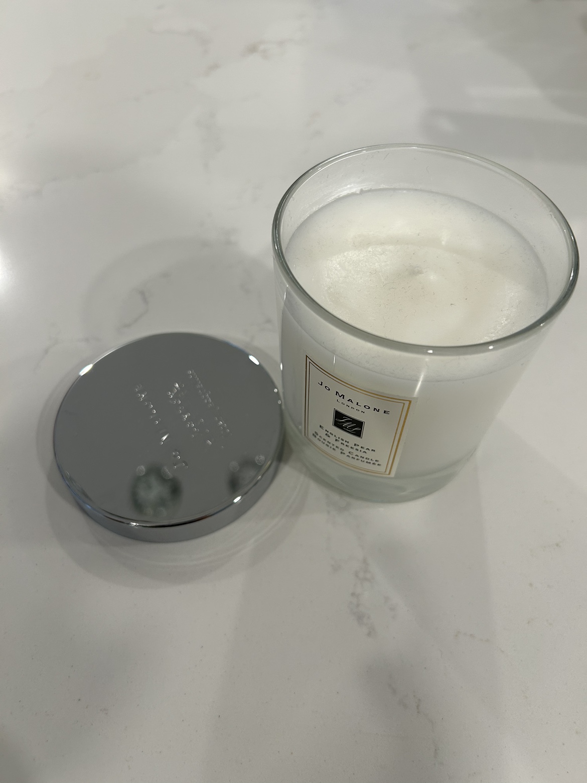 Jo Malone English Pear & Freesia Scented Candle - photo 4