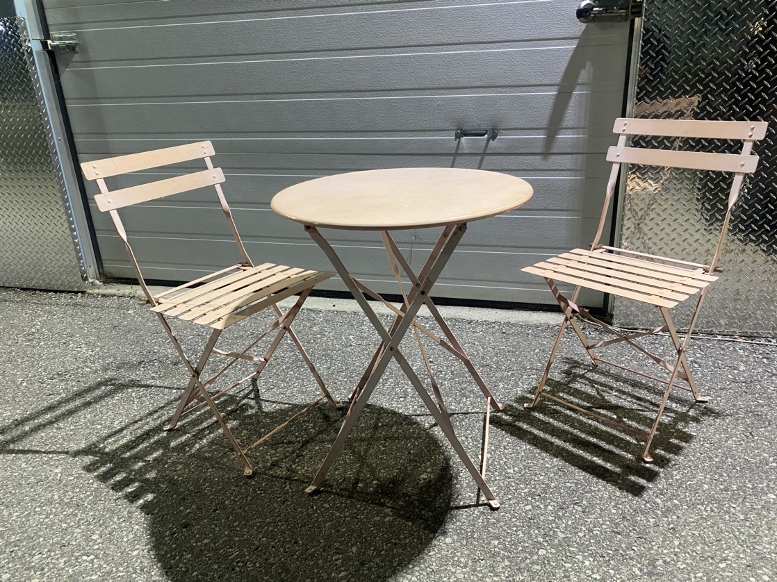 Pink Outdoor Table Set