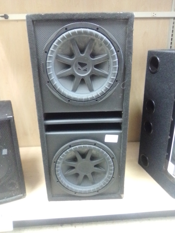 kicker subwoofer - photo 2