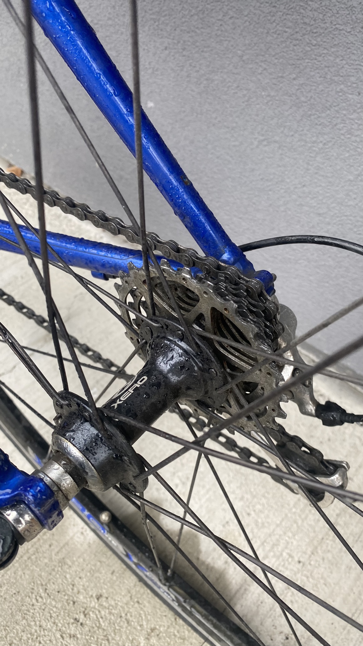 Giant Road Bike - photo 2