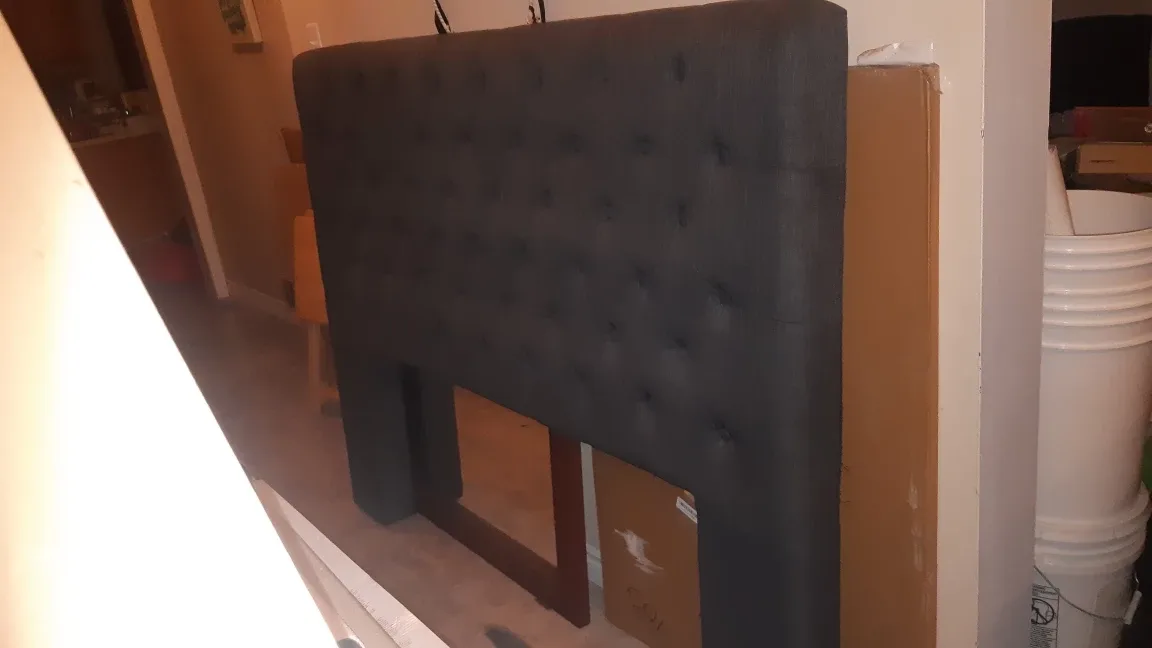 Black/Dark Blue Tuffed Headboard thumbnail