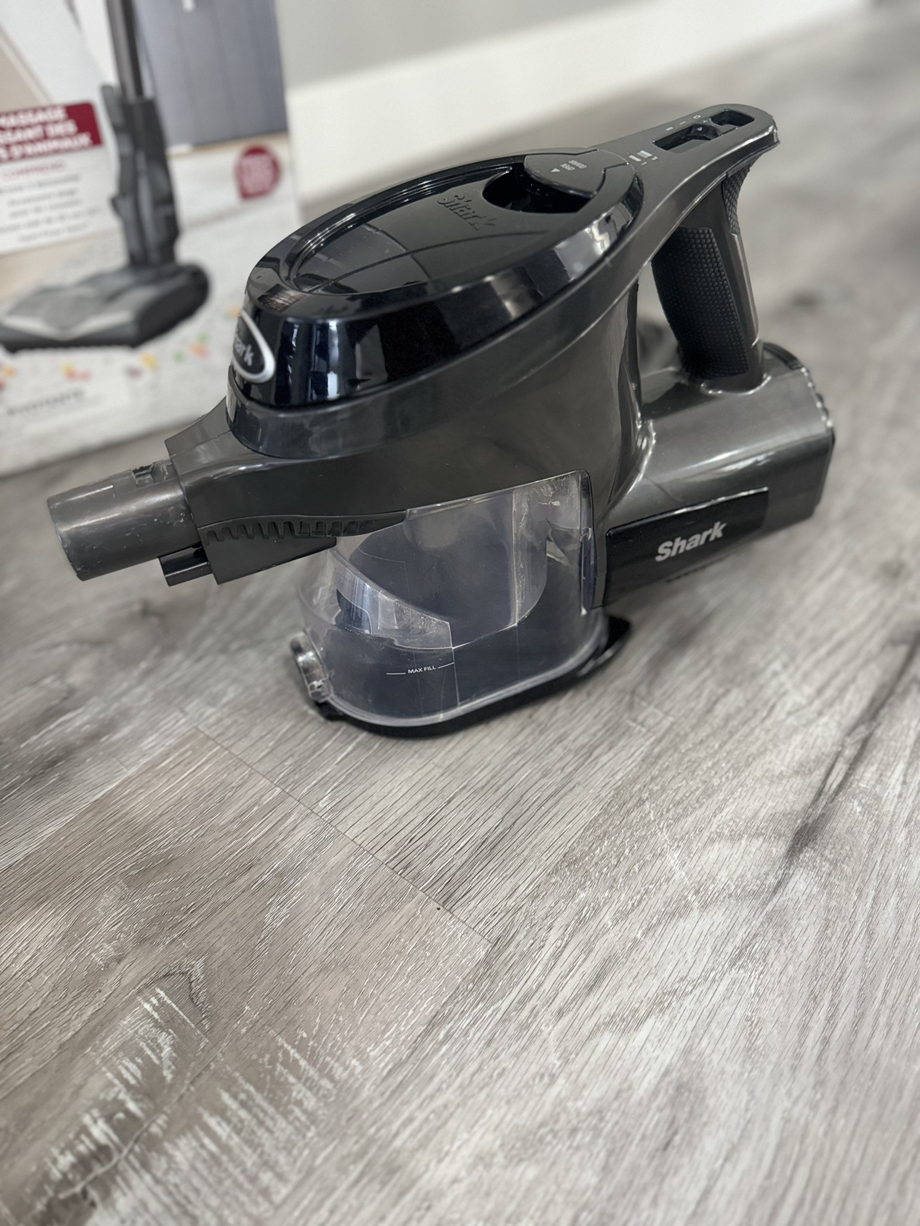 Shark Rocket Pet Wired vacuum. - photo 5