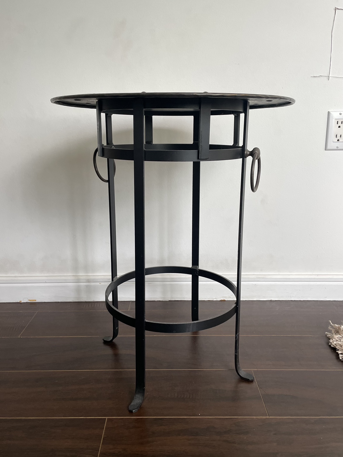 Metal Side Table - photo 2