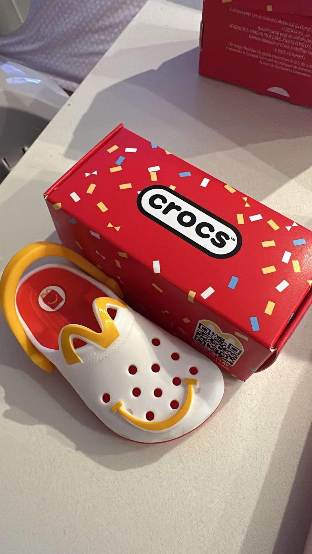 mcdonalds crocs trade/to sell