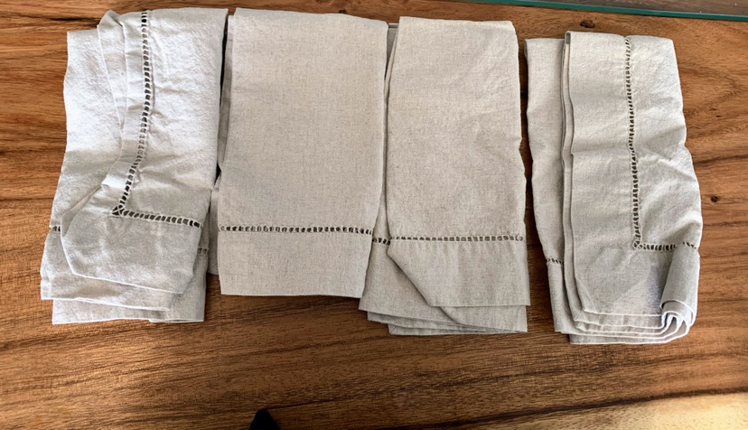 Set of 4 Linen Napkins