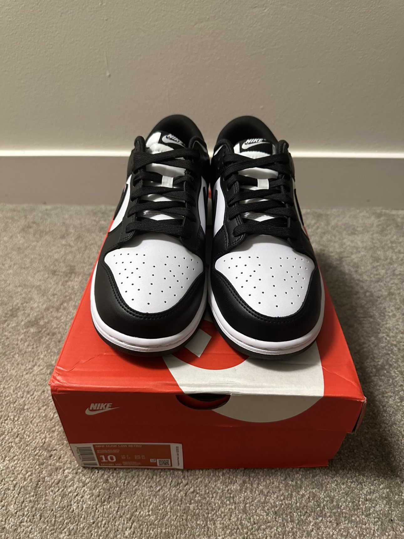 Nike Panda Dunks Size 10 - photo 2