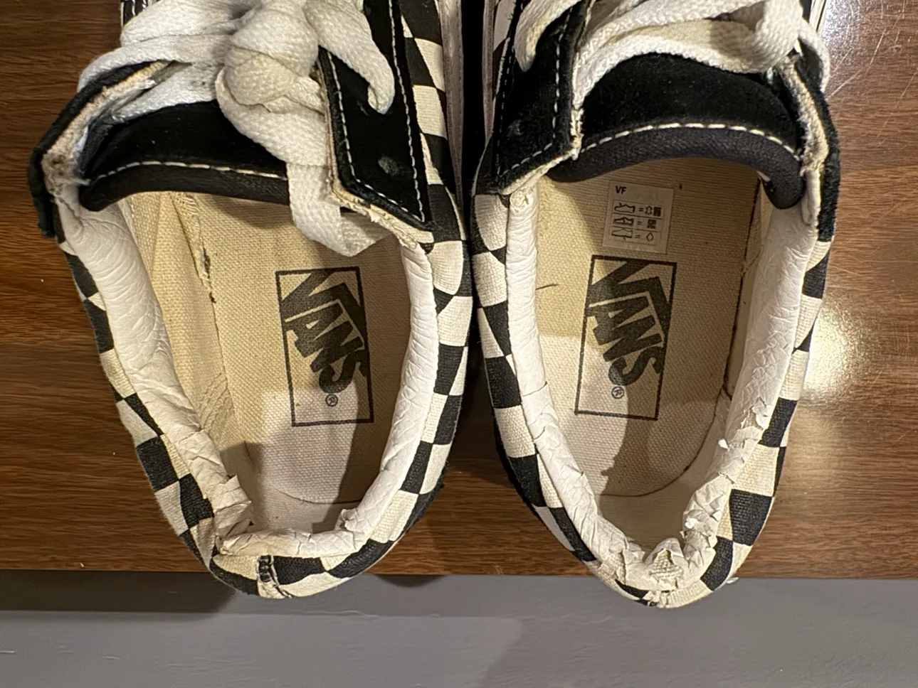 Vans Unisex Checkerboard Platform Sneakers image indicator(5)