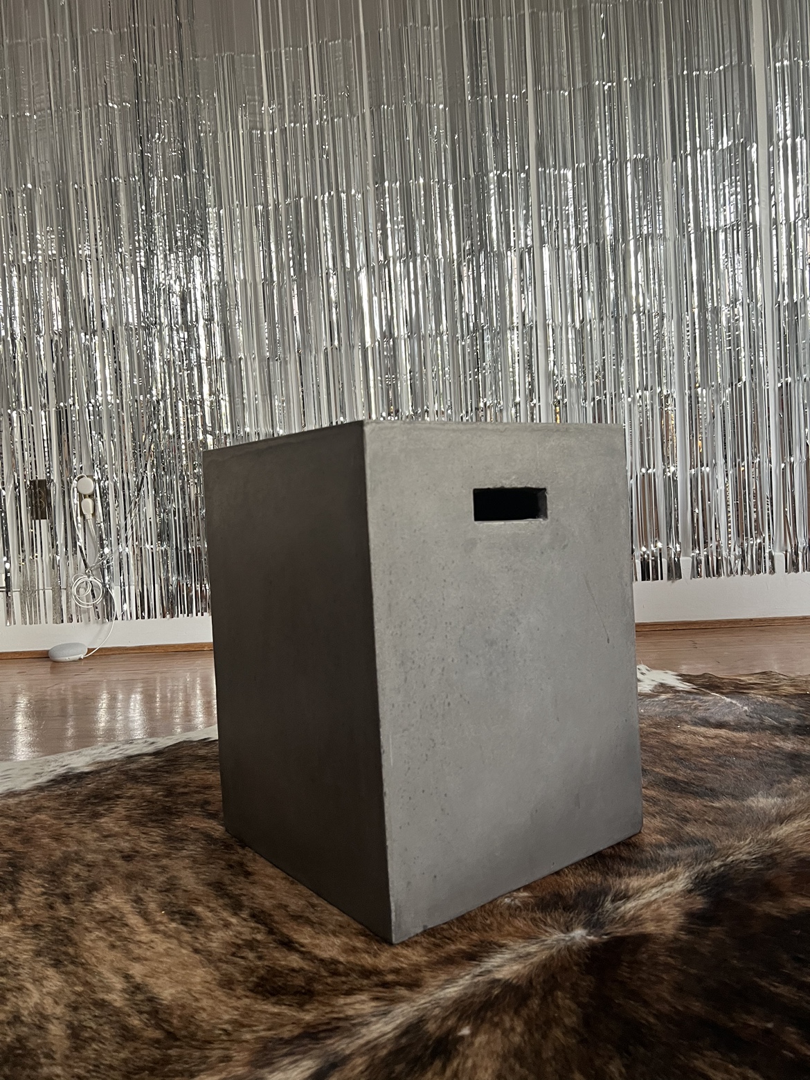 Concrete Side Table - photo 3