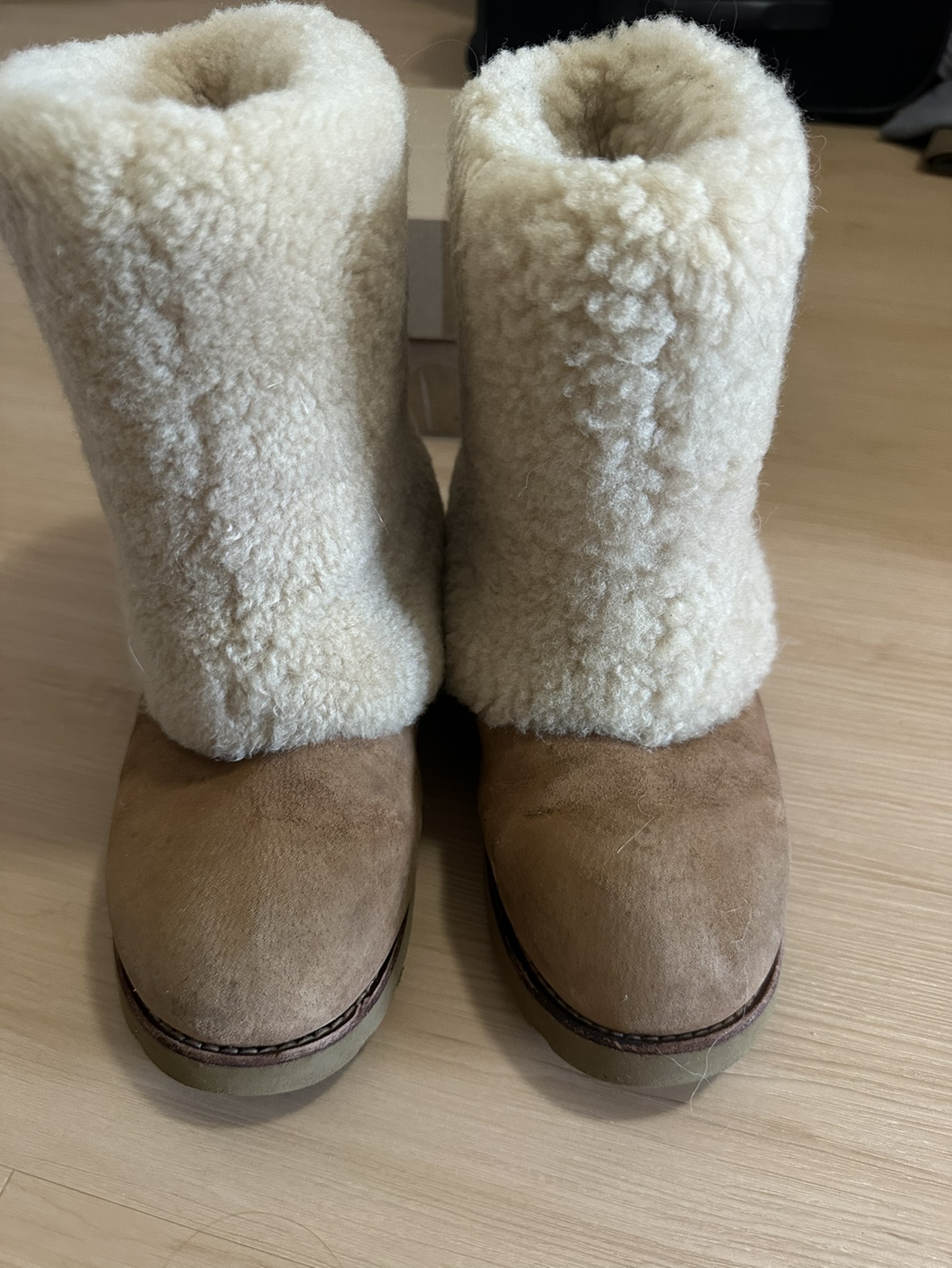 UGG Maylin Chestnut Suede Shearling Waterproof Womens Boots - photo 3