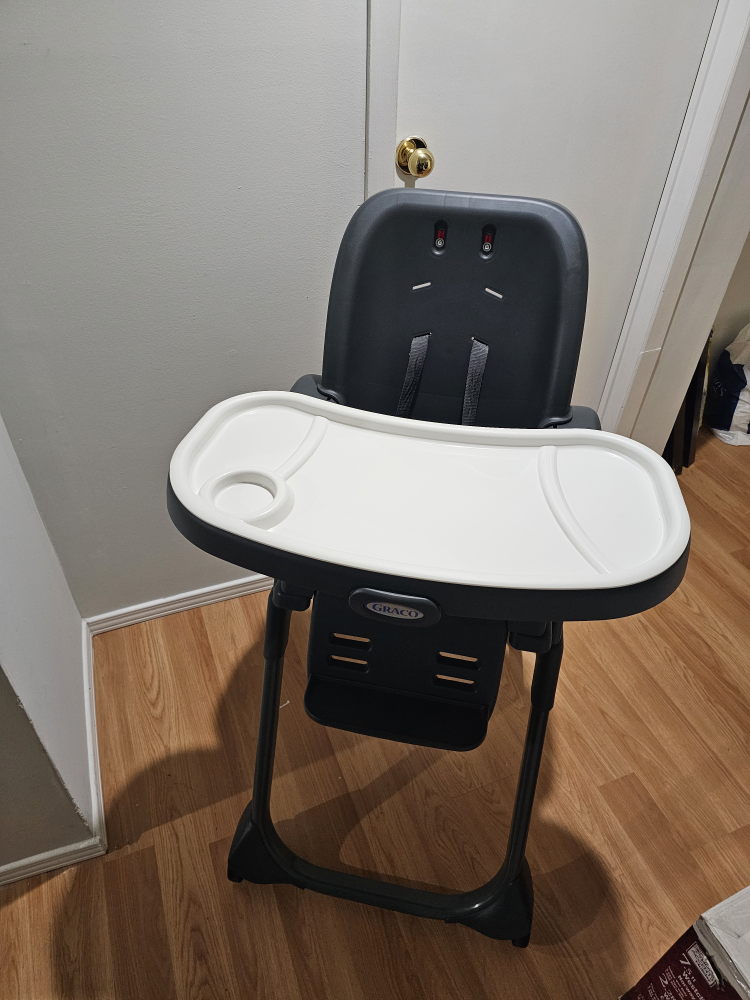 Graco Highchair - photo 2
