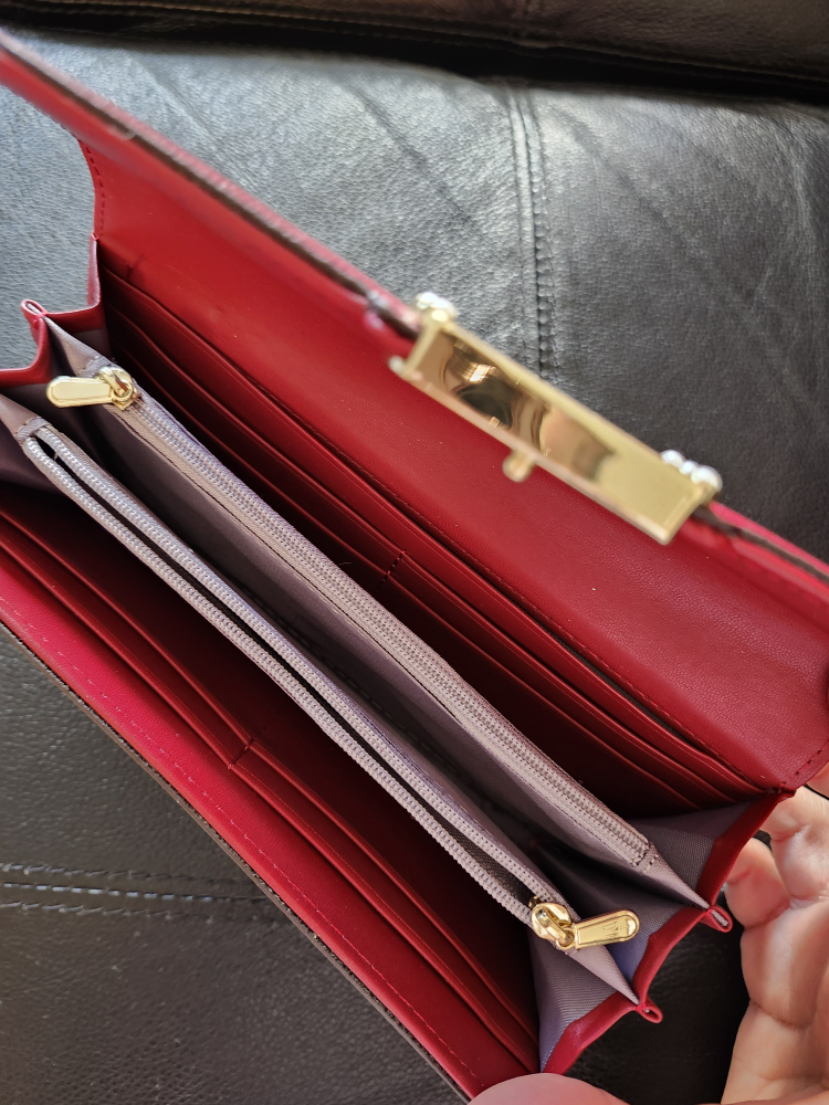 Red Wallet with Gold and Pearl Detail - photo 2